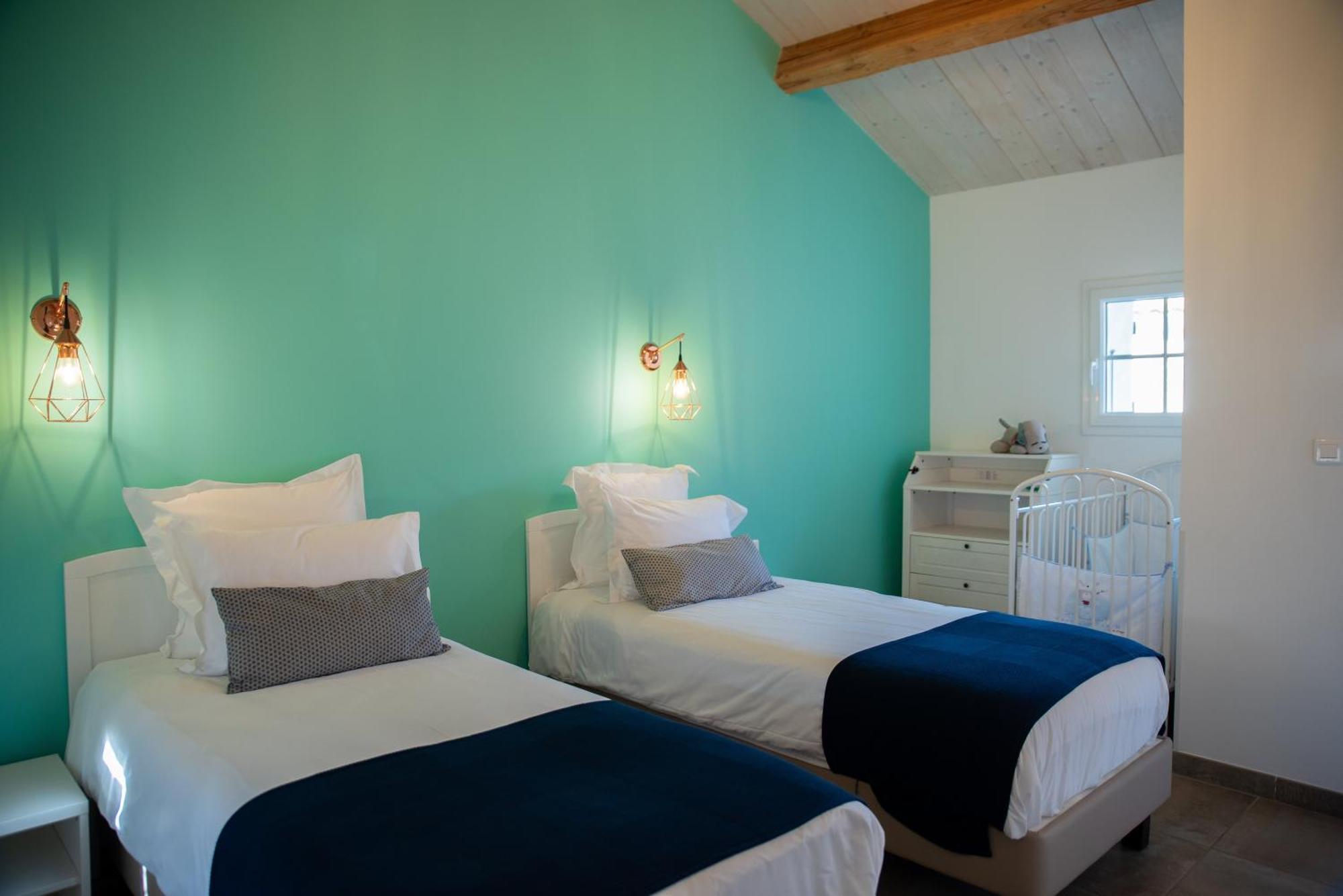 Domaine Forvent Bed & Breakfast Saint-Julien-de-Peyrolas Ngoại thất bức ảnh