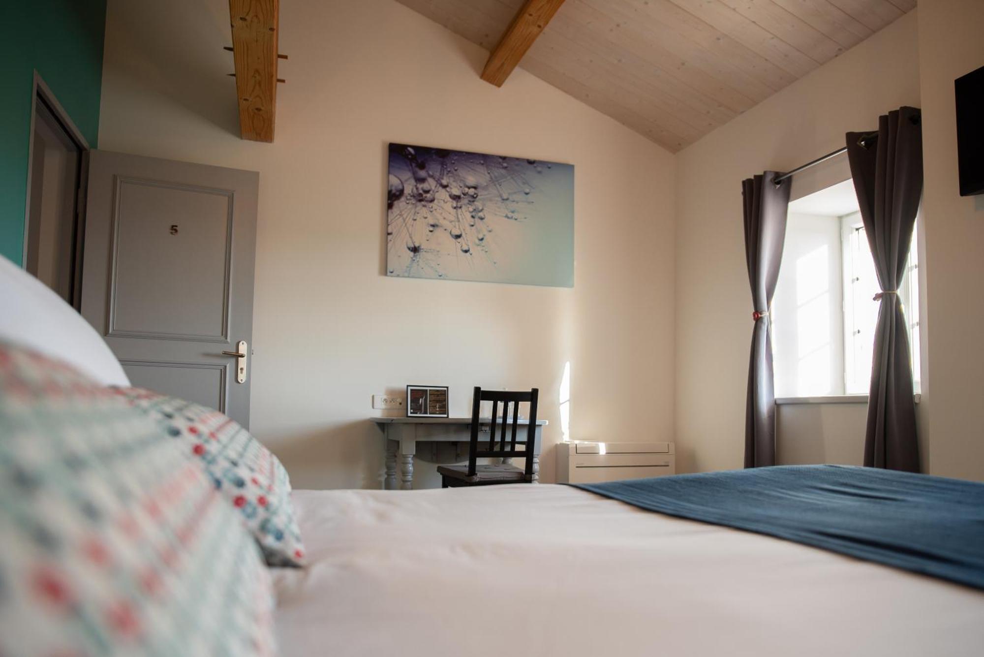 Domaine Forvent Bed & Breakfast Saint-Julien-de-Peyrolas Ngoại thất bức ảnh